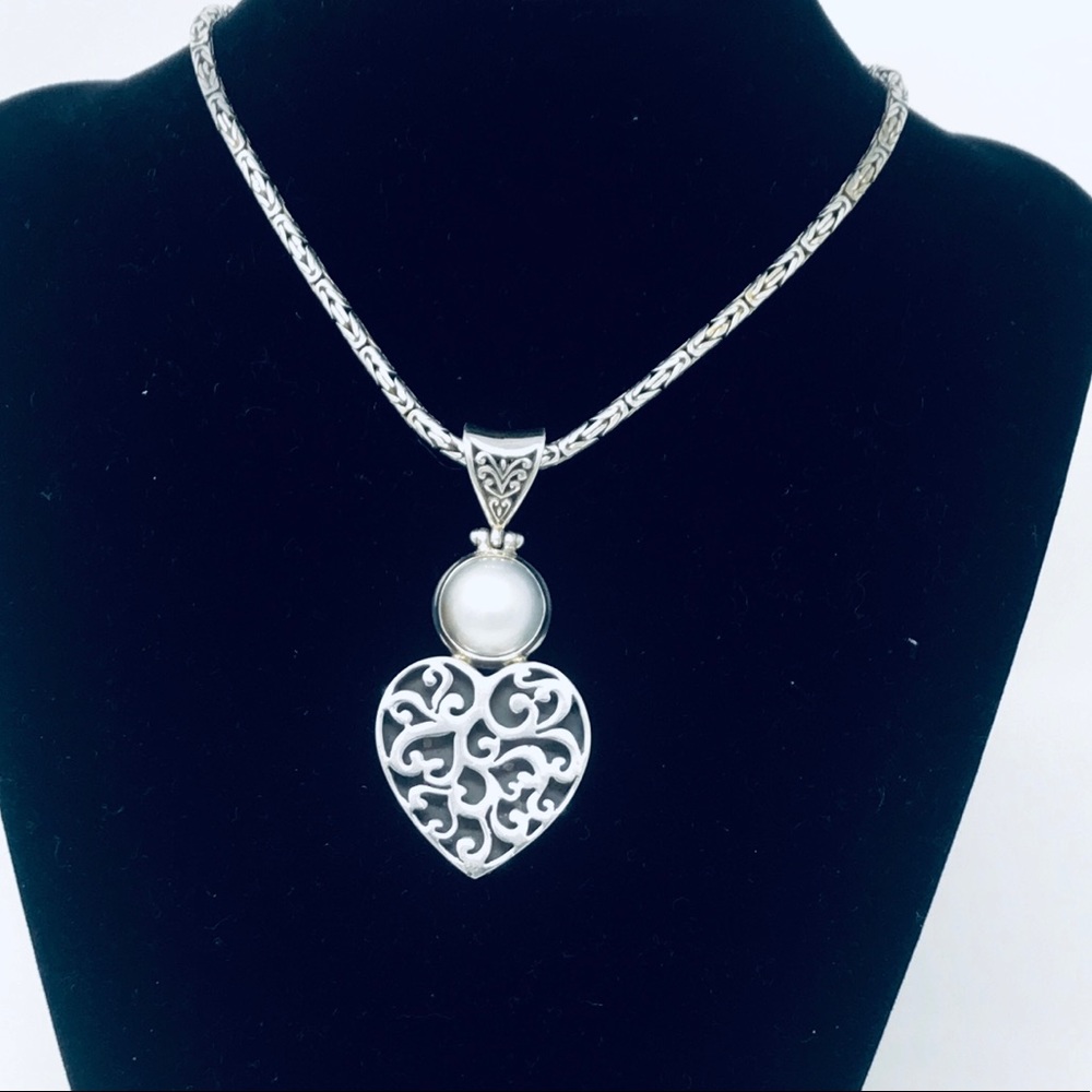Cultured White Mabe Pearl Sterling Silver Pendant